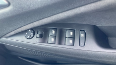 Vauxhall Crossland 1.5 Turbo D Ultimate 5dr Diesel Hatchback